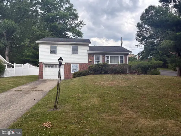 2335 W Norwegian St, POTTSVILLE, PA 17901