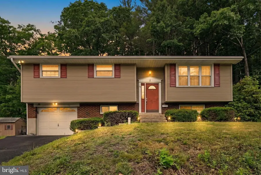 30 N Valley St, New Philadelphia, PA 17959 - #3