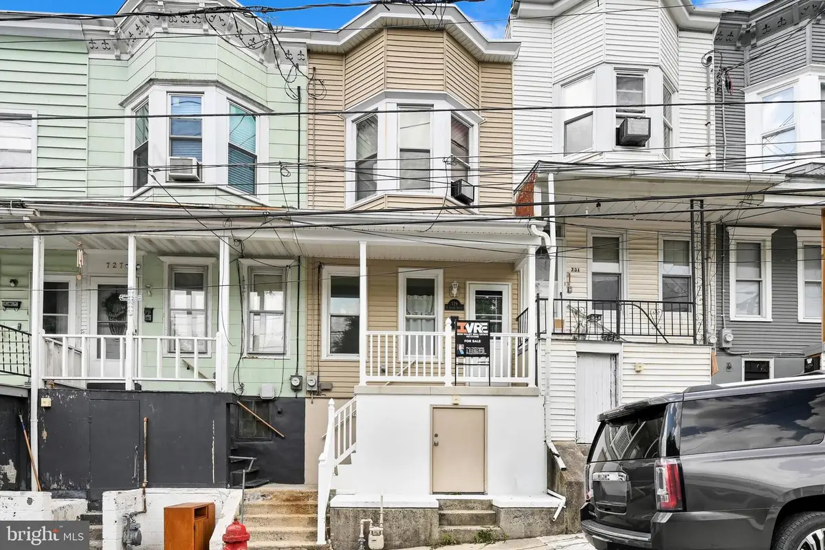 729 N 2nd St, Pottsville, PA 17901 - #1