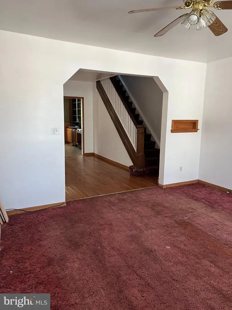 1653 W Norwegian St, Pottsville, PA 17901 - #2