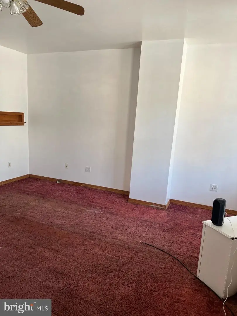 1653 W Norwegian St, Pottsville, PA 17901 - #3