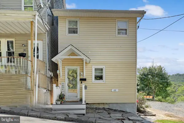 22 E Penn St, SCHUYLKILL HAVEN, PA 17972