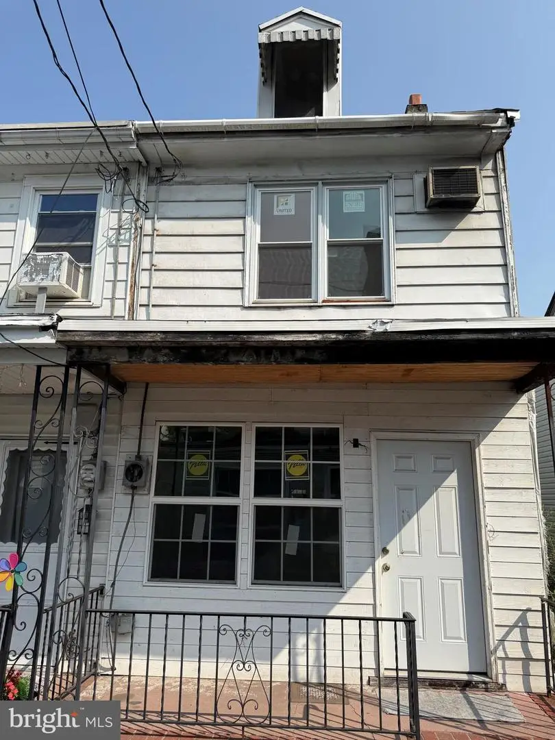 311 W South St, Mahanoy City, PA 17948 - #1