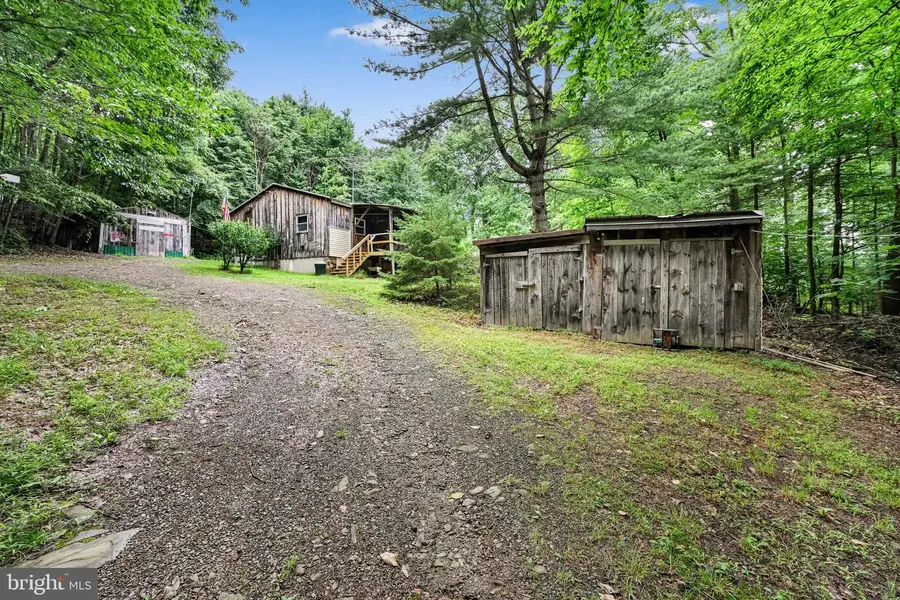 100 Lighthouse Ln, Pine Grove, PA 17963 - #3