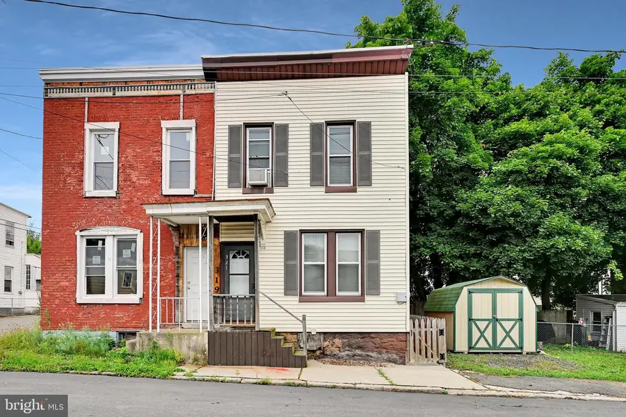 321 N 9th St, Pottsville, PA 17901 - #2