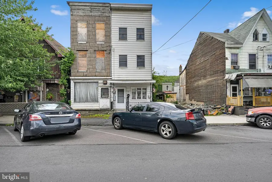 510 W Centre St, Mahanoy City, PA 17948 - #2