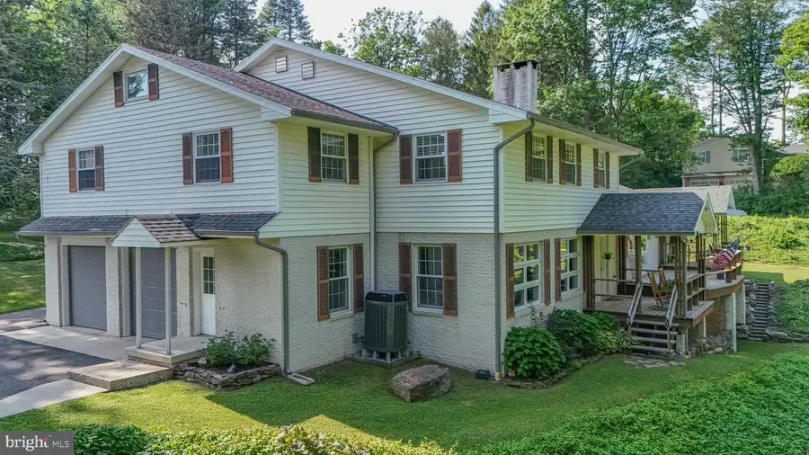 7 Ryan Ave, Tamaqua, PA 18252 - #3