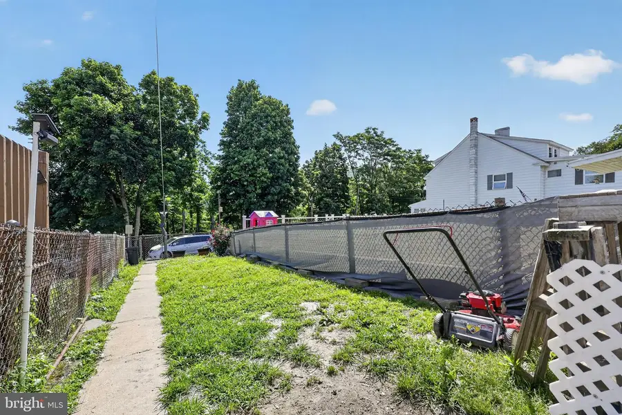6 Cherry St, Tamaqua, PA 18252 - #2