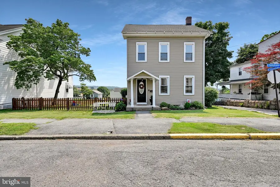 228 E Tammany St, Orwigsburg, PA 17961 - #2