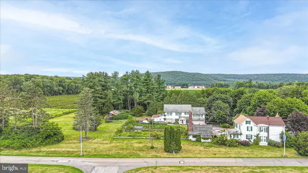 175 Marian Ave, TAMAQUA, PA 18252