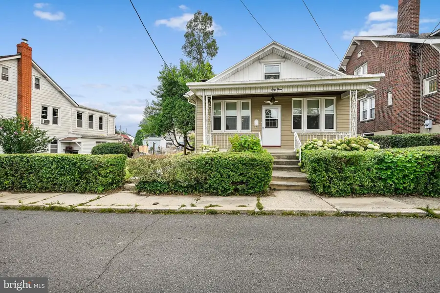 63 Grant St, Schuylkill Haven, PA 17972 - #2