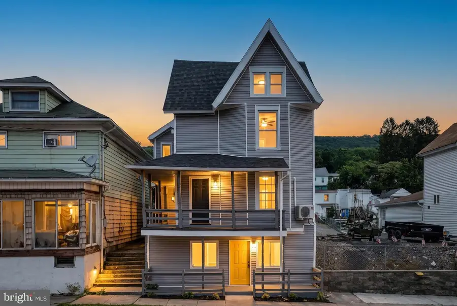 111 E Grand Ave, Tower City, PA 17980 - #2