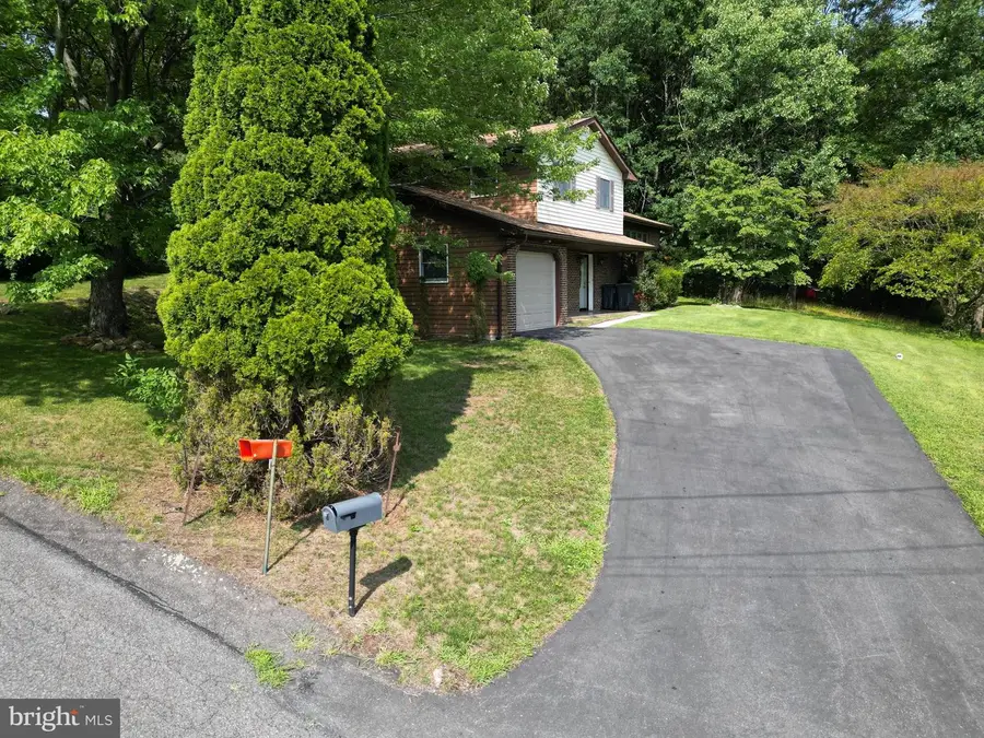 5 Ramsey Ct, Ashland, PA 17921 - #2