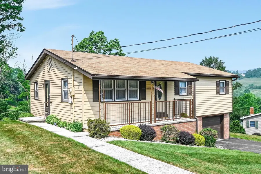 5 Elmer Ave, Pottsville, PA 17901 - #3