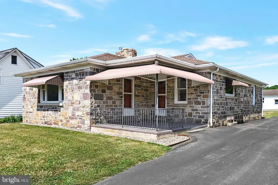223 Sweet Arrow Lake Rd, Pine Grove, PA 17963 - #3