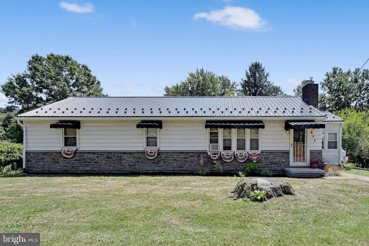 182 E Adamsdale, Orwigsburg, PA 17961 - #1