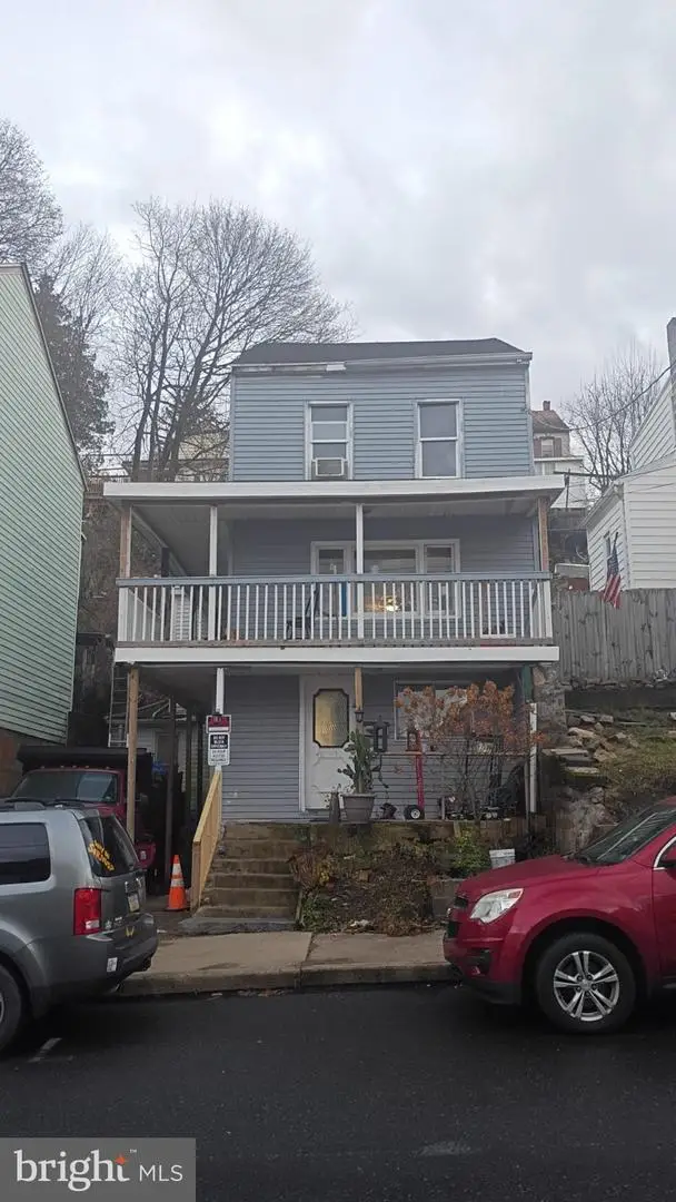 231 Laurel St, Minersville, PA 17954 - #2