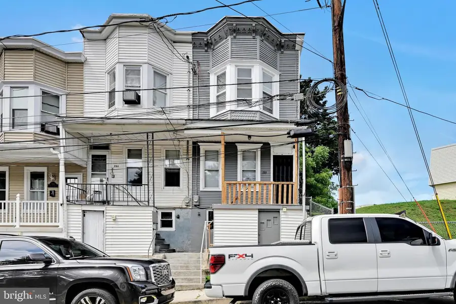 733 N 2nd St, Pottsville, PA 17901 - #2