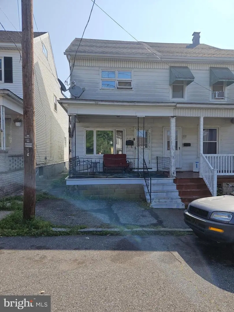 219 N Nice St, Frackville, PA 17931 - #1
