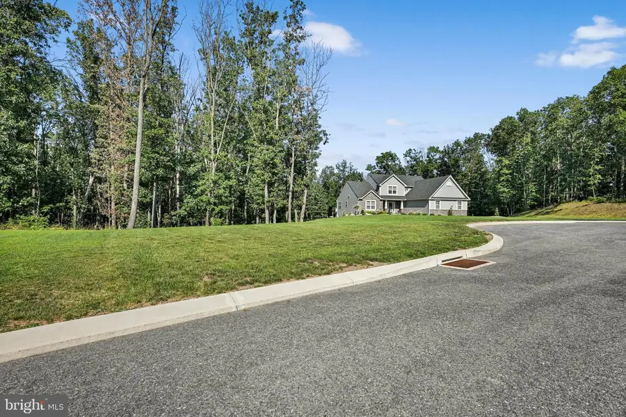 33 Cisella Dr, Pottsville, PA 17901 - #2