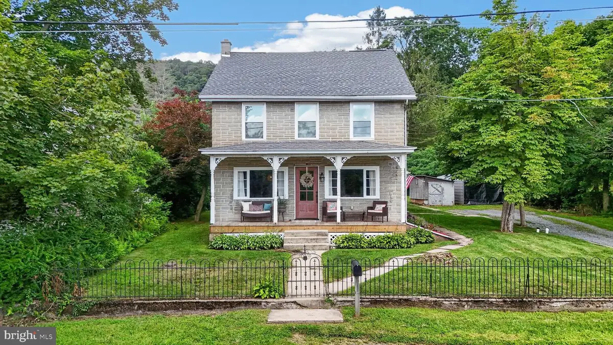 65 Jones St, Quakake, PA 18245 - #1