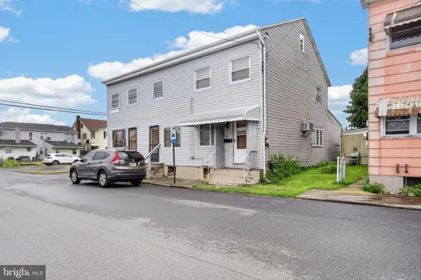 17 S Logan St, MCADOO, PA 18237