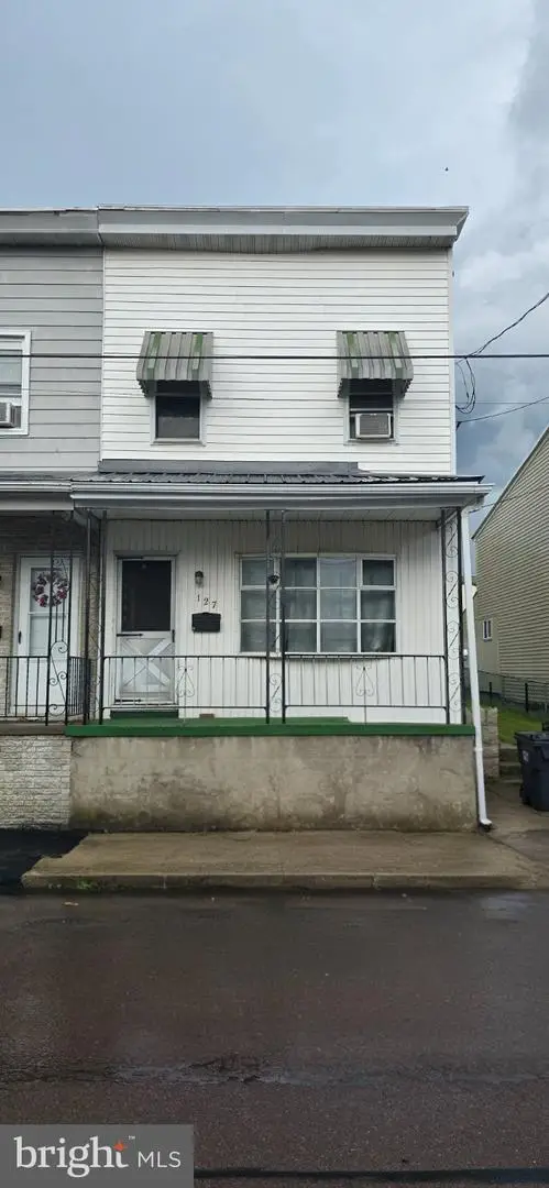 127 S Broad Mountain Ave, Frackville, PA 17931 - #1