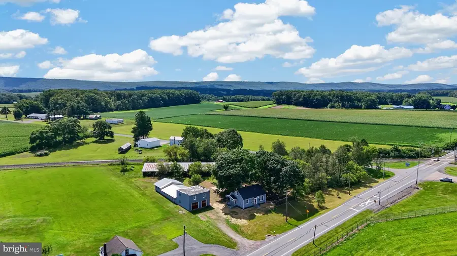 280 Fairview St, Tamaqua, PA 18252 - #2