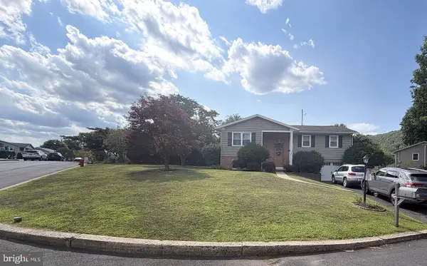101 Timber Rd, POTTSVILLE, PA 17901