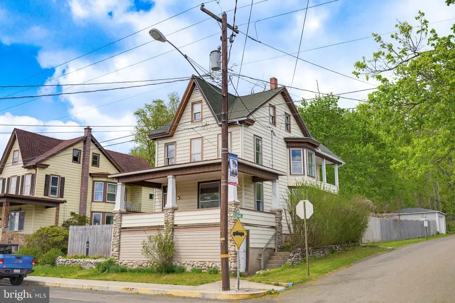 1947 E Grand Ave, Tower City, PA 17980 - #2