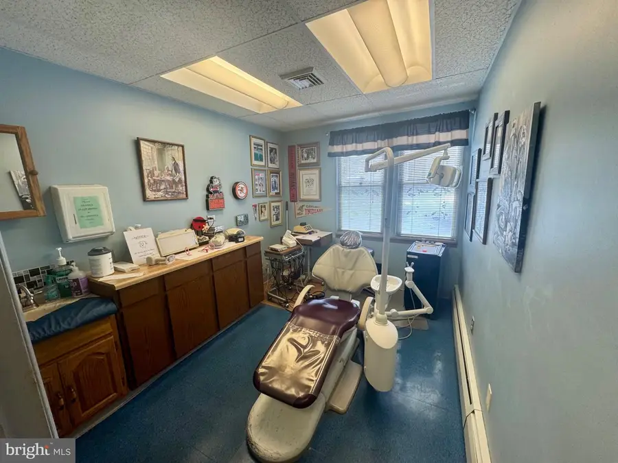 42 Kimber St, New Philadelphia, PA 17959 - #2