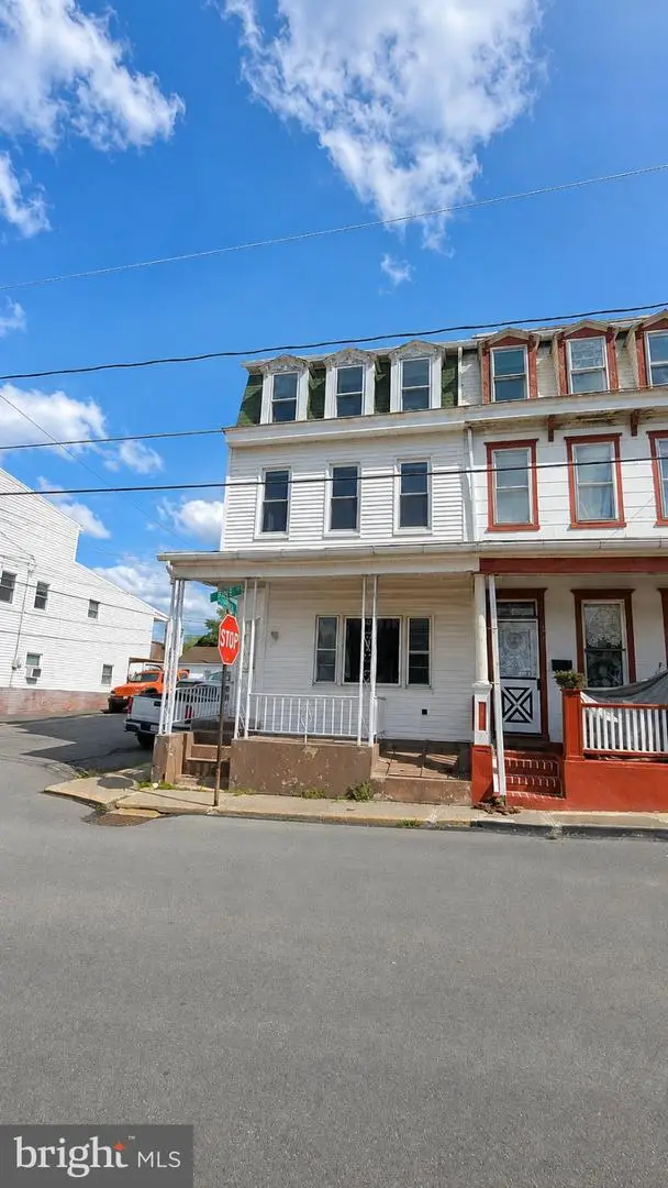 501 Lytle St, Minersville, PA 17954 - #1