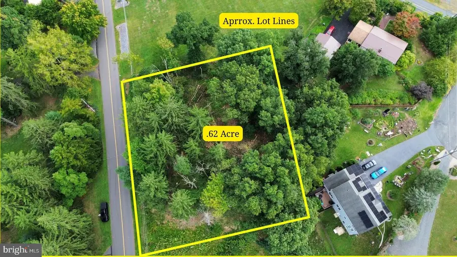 681 W Wynonah Dr, Auburn, PA 17922 - #2