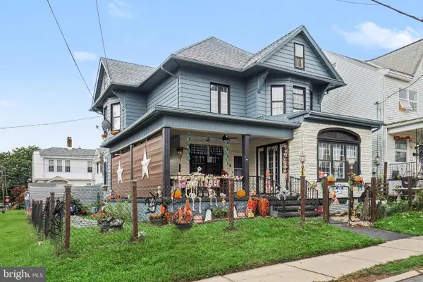 44 N 2nd St, FRACKVILLE, PA 17931