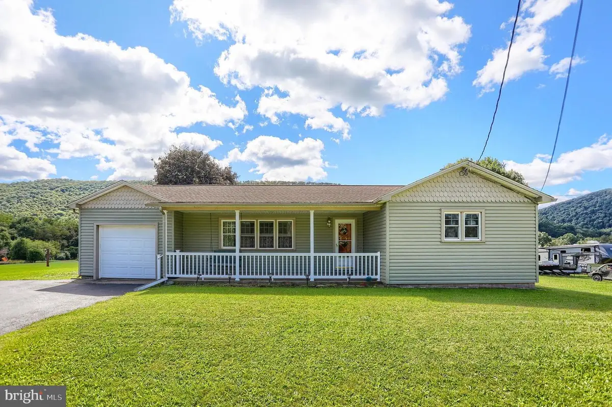 1647 Ridge Rd, Klingerstown, PA 17941 - #1