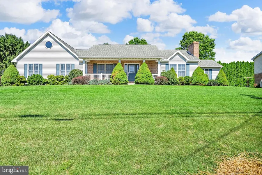 1408 W Maple St, Valley View, PA 17983 - #2