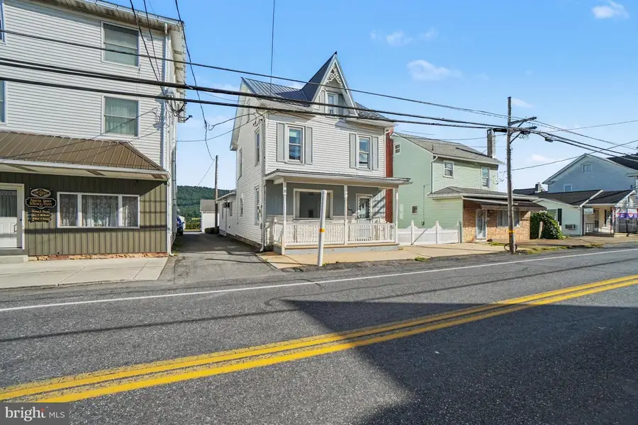 1022 W Main St, Valley View, PA 17983 - #3