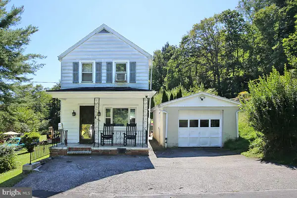 86 Caroline Ave, POTTSVILLE, PA 17901