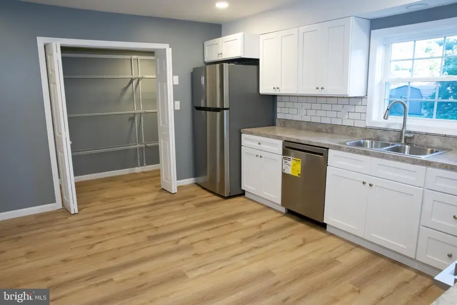 312 W Main St, Tremont, PA 17981 - #3