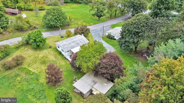 45 N Lake Dr, POTTSVILLE, PA 17901