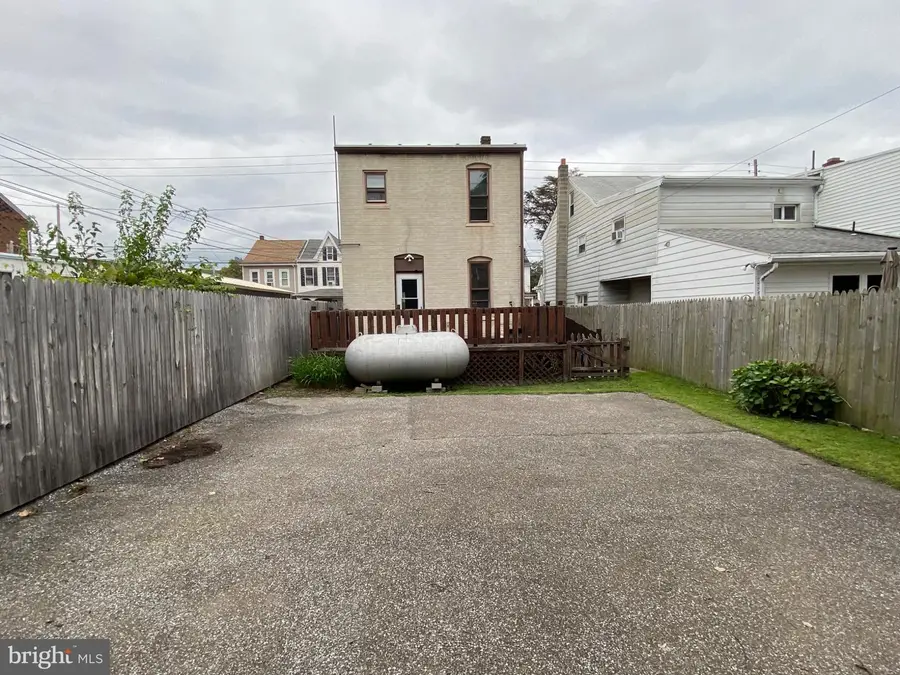 12 Front St S, Saint Clair, PA 17970 - #3