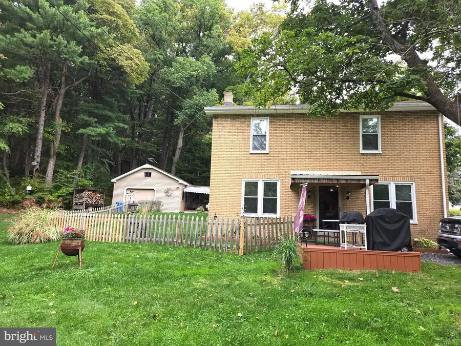 2 S Sunnylane Rd, Pottsville, PA 17901 - #2