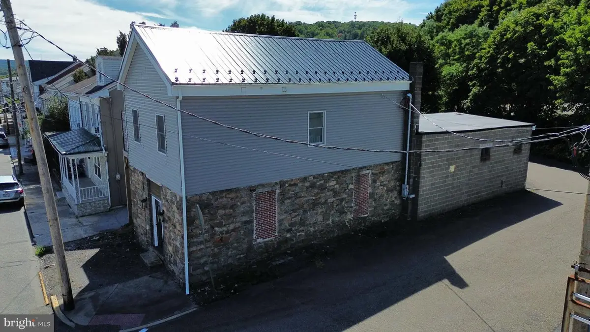 148 N Third, Saint Clair, PA 17970 - #1
