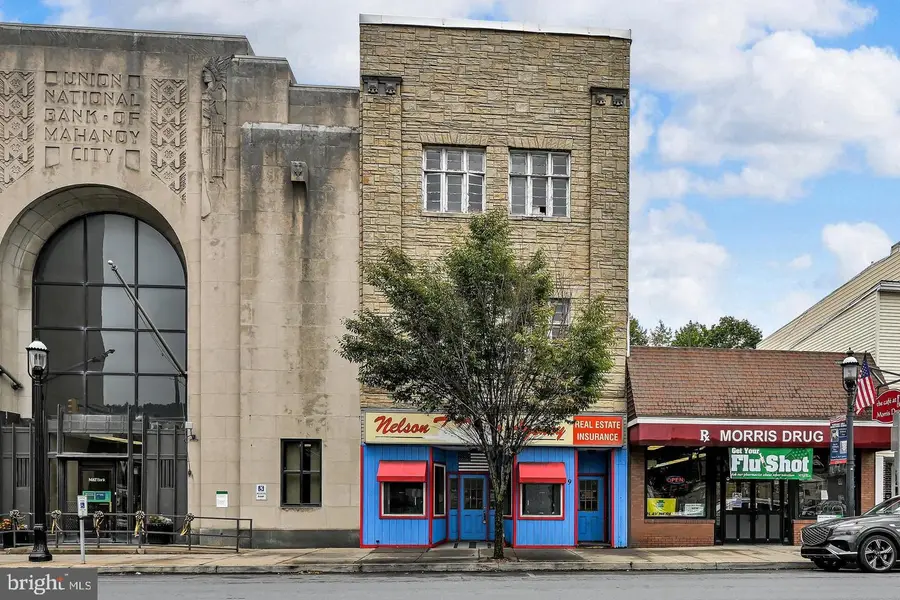9 E Centre St, Mahanoy City, PA 17948 - #2