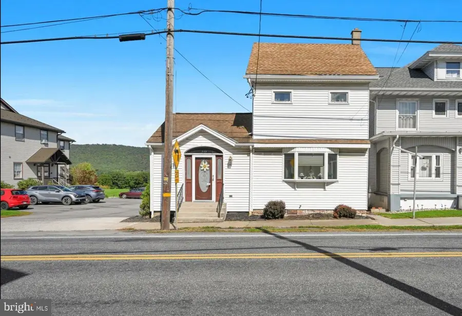 532 E Main St, Hegins, PA 17938 - #2