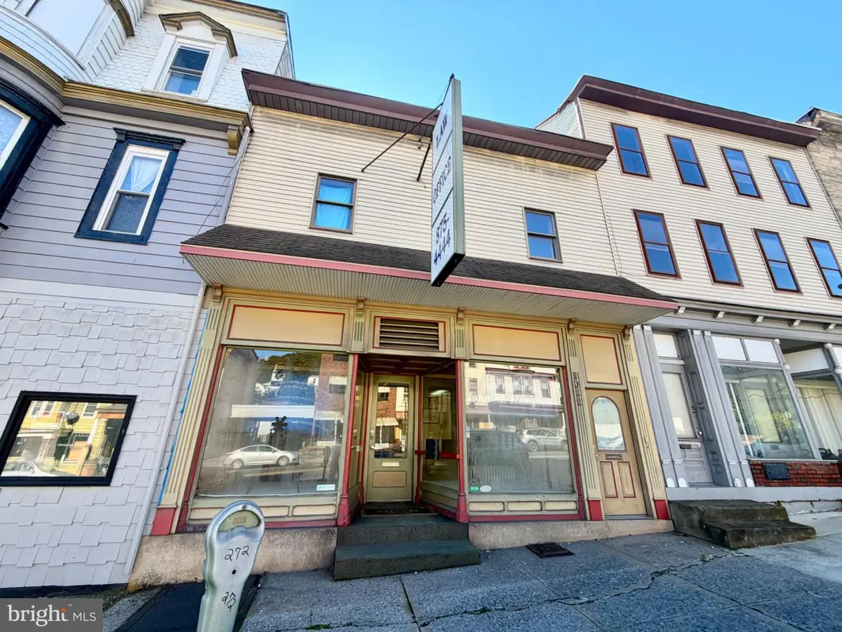 1022 W Centre St, Ashland, PA 17921 - #1
