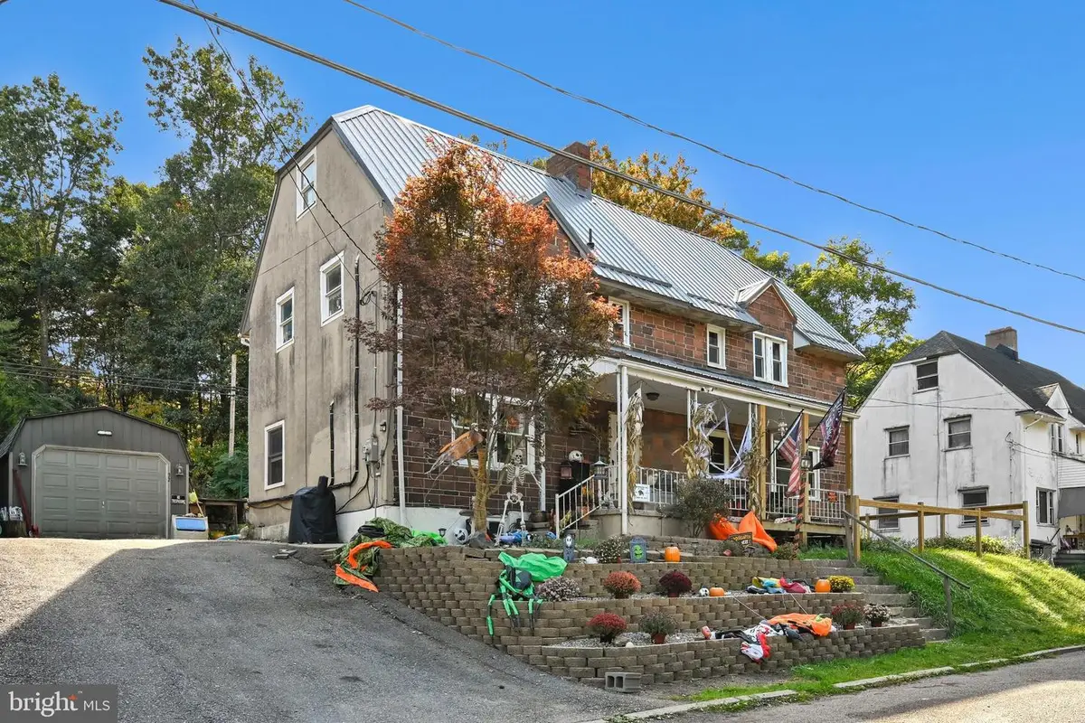 32 E Foster Ave, Coaldale, PA 18218 - #1