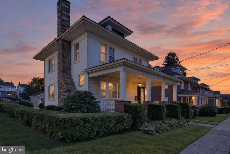 19 S 3rd St, Frackville, PA 17931 - #2