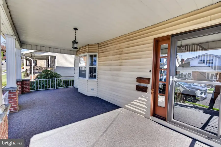 19 S 3rd St, Frackville, PA 17931 - #3