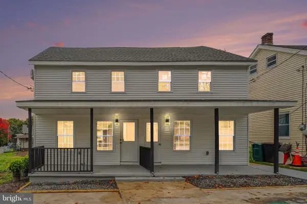 65 Hazle St, DELANO, PA 18220